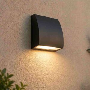Curved Modern Outdoor Wall Light